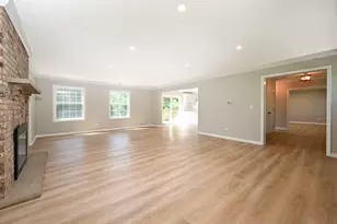 8307 Concord Dr, Bull Valley, IL 60098 - Photo 12