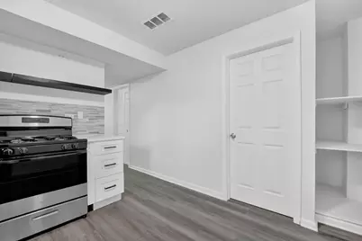 2152 W 21st Street #1R, Chicago, IL 60608 - Photo 4