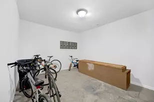 2152 W 21st St, Chicago, IL 60608 - Photo 18