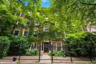 6121 N Hoyne Ave, Chicago, IL 60659 - Photo 1