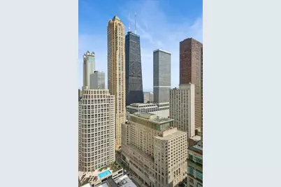 30 E Huron Street #2402, Chicago, IL 60611 - Photo 12