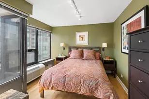 30 E Huron St, Chicago, IL 60611 - Photo 10