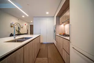 211 N Harbor Dr, Chicago, IL 60601 - Photo 6