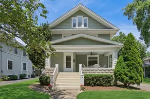 111 W Franklin St, Wheaton, IL 60187 - Photo 2