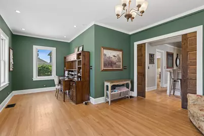 111 W Franklin Street, Wheaton, IL 60187 - Photo 14
