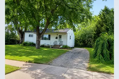 2127 Indian Road, Waukegan, IL 60087 - Photo 1