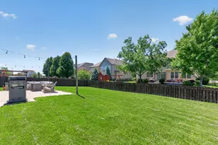 162 Hibiscus Ln, Elgin, IL 60124 - Photo 34