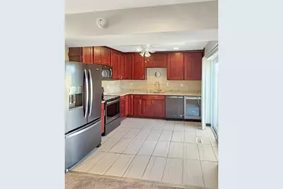 905 Abingdon Court, Gurnee, IL 60031 - Photo 2