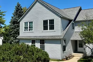 905 Abingdon Ct, Gurnee, IL 60031 - Photo 1