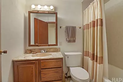 808 W Weathersfield Way, Schaumburg, IL 60193 - Photo 8