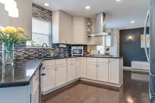 360 Southwind Ct, Lake Villa, IL 60046 - Photo 6