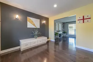 360 Southwind Ct, Lake Villa, IL 60046 - Photo 10