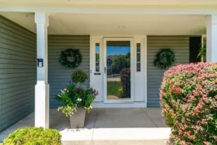 360 Southwind Ct, Lake Villa, IL 60046 - Photo 2