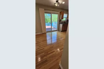 450 Rosewood Crossing, Lindenhurst, IL 60046 - Photo 8