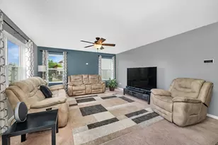 27337 W Deer Hollow Ln, Channahon, IL 60410 - Photo 6