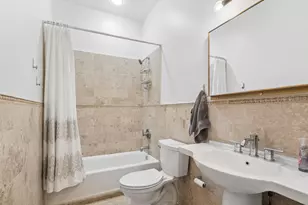 1336 W Grand Ave, Chicago, IL 60642 - Photo 22