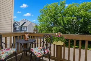1634 Windward Dr, Pingree Grove, IL 60140 - Photo 8