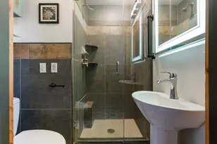 732 S Financial Pl, Chicago, IL 60605 - Photo 20