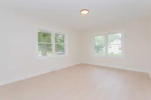 905 Adams St, Maywood, IL 60153 - Photo 12