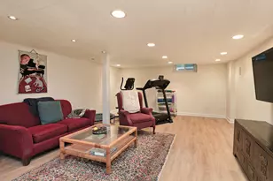 1370 Forest Ave, Highland Park, IL 60035 - Photo 16