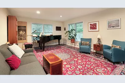 1370 Forest Avenue, Highland Park, IL 60035 - Photo 8
