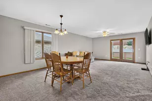 2700 Eagle Dr, Joliet, IL 60436 - Photo 12