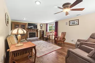 7933 Glen Ln, Darien, IL 60561 - Photo 26