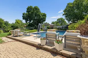 7933 Glen Ln, Darien, IL 60561 - Photo 34