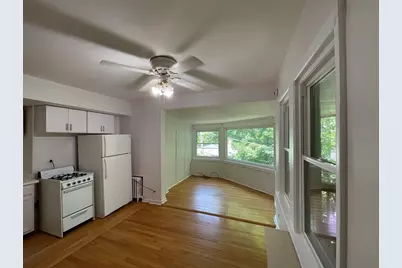 1155 Saint Johns Avenue #G, Highland Park, IL 60035 - Photo 2