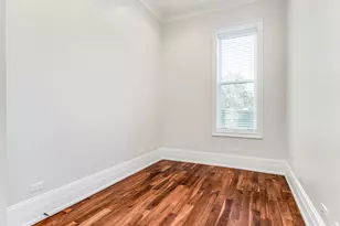 116 W Chestnut St, Chicago, IL 60610 - Photo 22