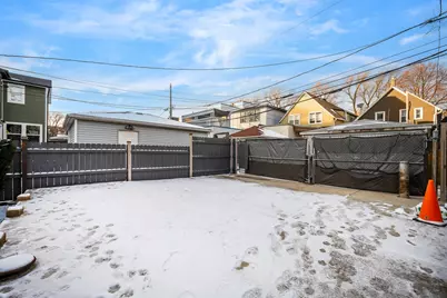 2516 W Lyndale Street, Chicago, IL 60647 - Photo 28