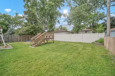 230 W Morris Avenue, Lombard, IL 60148 - Photo 20