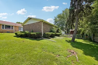 418 Highland Road, Willowbrook, IL 60527 - Photo 40