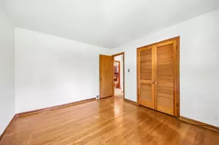 418 Highland Rd, Willowbrook, IL 60527 - Photo 22
