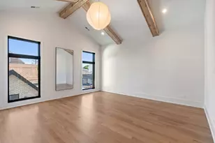 2214 W Oakdale Ave, Chicago, IL 60618 - Photo 28