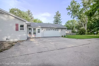 1319 W State Street, Geneva, IL 60134 - Photo 36