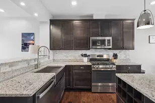 2993 Henley Ln, Naperville, IL 60540 - Photo 6