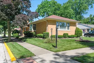 418 East End Ave, Hillside, IL 60162 - Photo 6