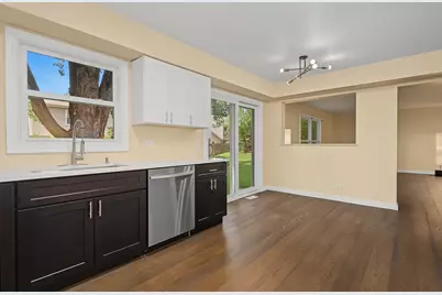 5 Keswick Lane, Vernon Hills, IL 60061 - Photo 4