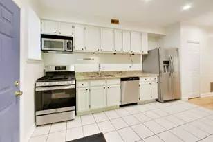 2730 N Sawyer Ave, Chicago, IL 60647 - Photo 6