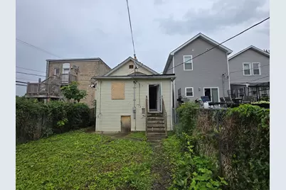 426 N Trumbull Avenue, Chicago, IL 60624 - Photo 26