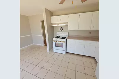 485 Washington Boulevard, Hoffman Estates, IL 60169 - Photo 8