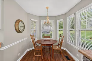 514 Palm Ct, Crystal Lake, IL 60014 - Photo 4