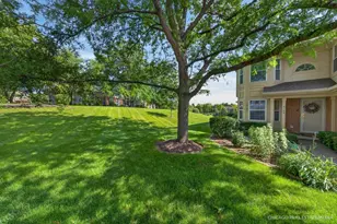 514 Palm Ct, Crystal Lake, IL 60014 - Photo 1