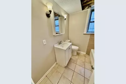7932 S Kingston Avenue #GRDN, Chicago, IL 60617 - Photo 4