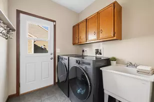 2541 Cheshire Dr, Aurora, IL 60504 - Photo 14
