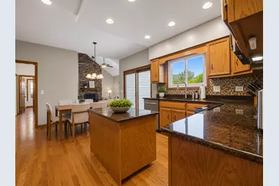 2541 Cheshire Drive, Aurora, IL 60504 - Photo 10