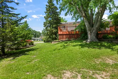 881 Woodhollow Lane, Buffalo Grove, IL 60089 - Photo 22