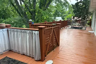 881 Woodhollow Ln, Buffalo Grove, IL 60089 - Photo 18