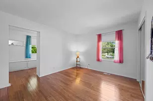881 Woodhollow Ln, Buffalo Grove, IL 60089 - Photo 12